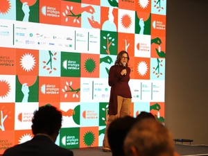 A chefe do escritório do ACNUR em São Paulo, Maria Beatriz Nogueira, durante evento de lançamento da Aliança Empregos Verdes