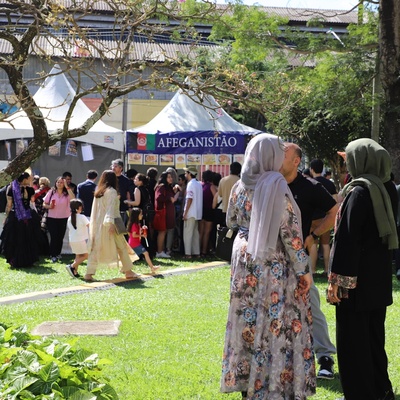 Cerca de 1,7 mil pessoas compareceram ao evento - dessas, cerca de 500 eram pessoas afegãs acolhidas e apoiadas por organizações que promoveram o Nowruz