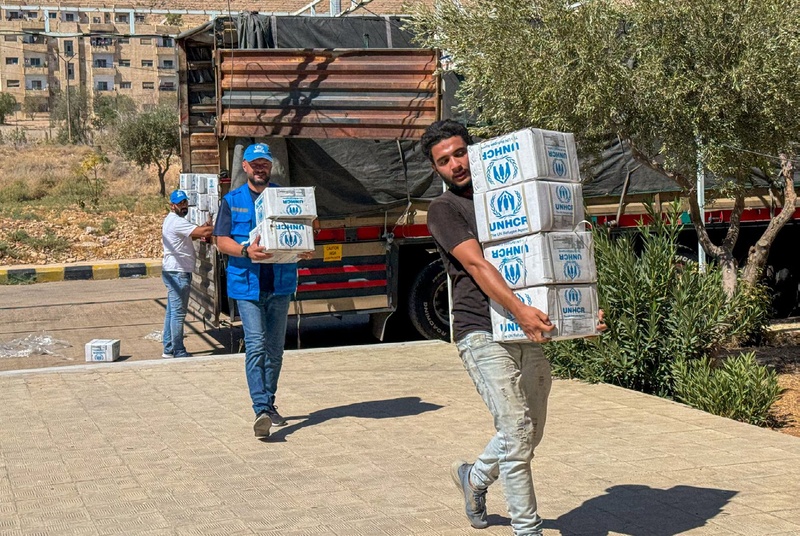 ACNUR entrega itens de ajuda emergencial 