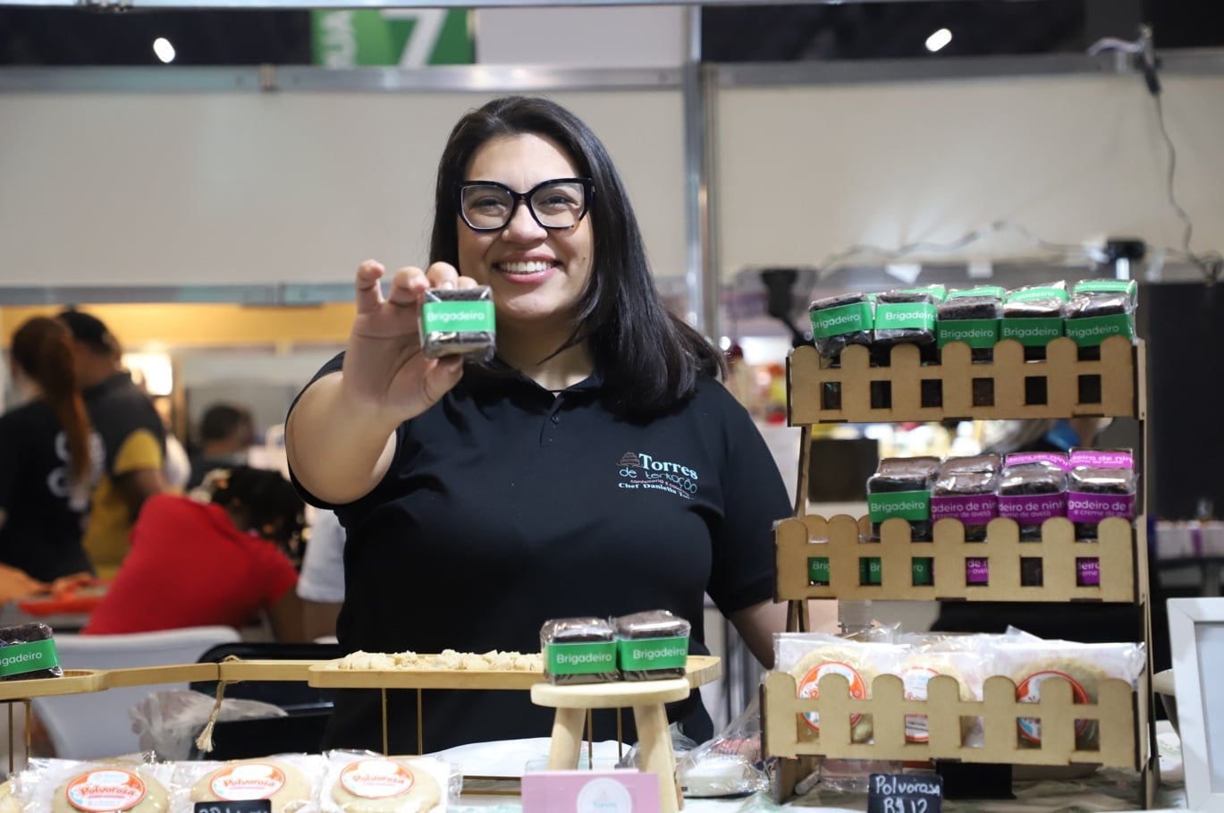 A venezuelana Daniella Torres fundou no Brazil a confeitaria Torres de Tentação