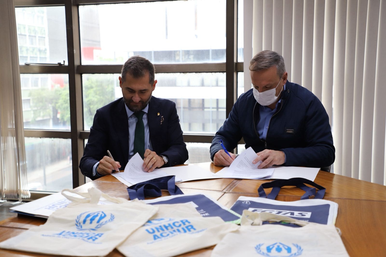 Memorando de Entendimento entre ACNUR e FGTAS irá promover empregabilidade de pessoas que necessitam de proteção internacional no Rio Grande do Sul