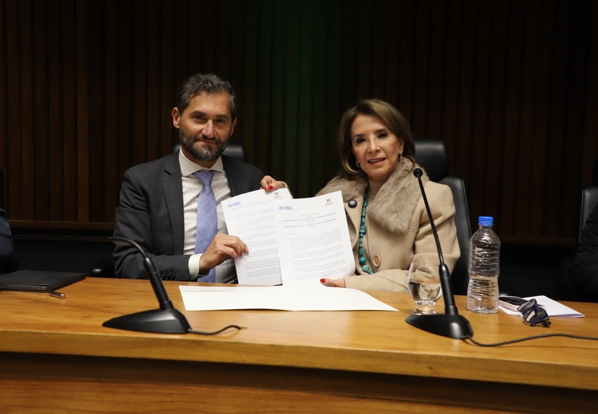 ACNUR e SEDUC/RS assinam Carta de Inten&ccedil;&otilde;es focada no fortalecimento de a&ccedil;&otilde;es inclusivas e acolhedoras para estudantes refugiados e migrantes no estado