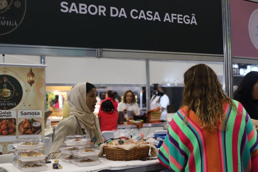 Feira do Empreendedor 2026 contou com 15 empreendimentos liderados por pessoas refugiadas e migrantes
