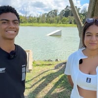Harrison y Claudia, jóvenes refugiados venezolanos y becarios DAFI en Cartagena