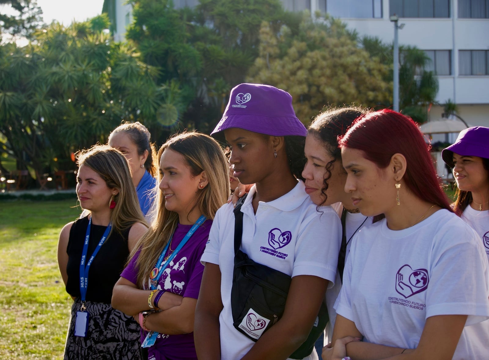 Grupo de jóvenes becarias DAFI 