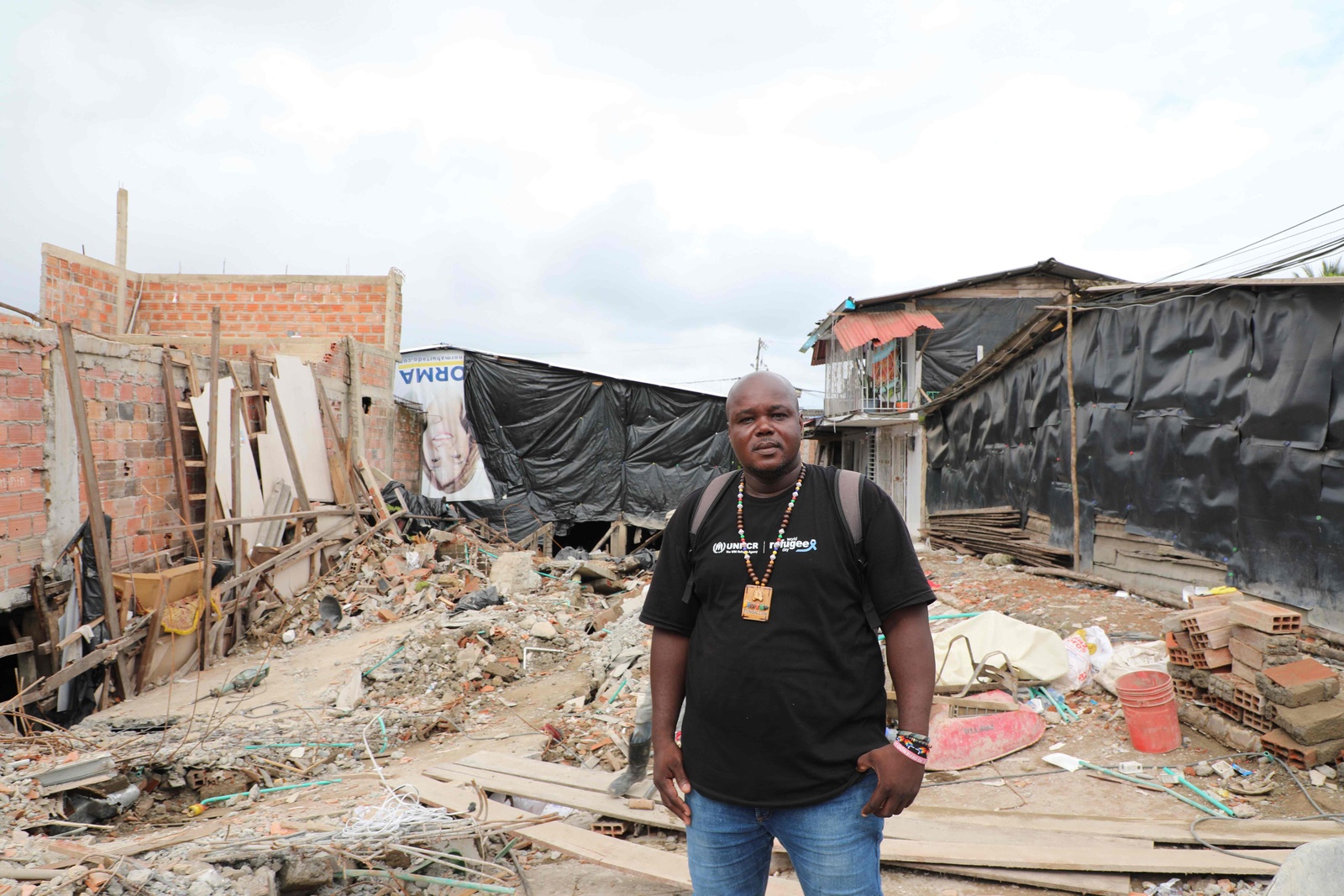 Yazid, hombre afrocolombiano, líder comunitario del asentamiento del Lleras