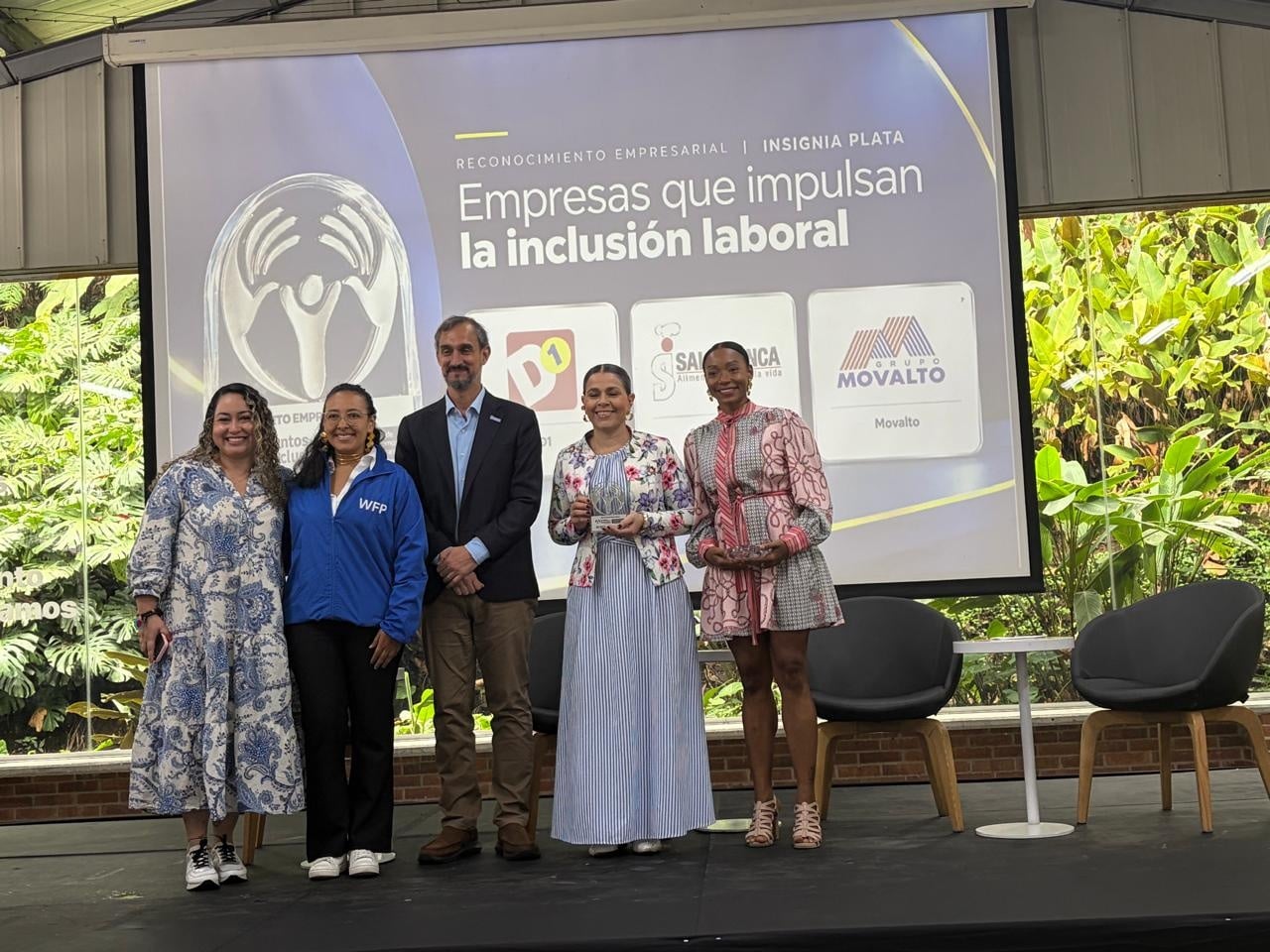 Personas ganadoras de los Premios Juntos por la Inclusión