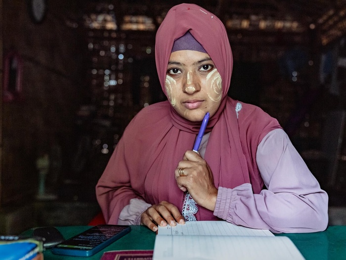 Bangladesh. Los Narradores Rohingyas, ganadores regionales para Asia y el Pacífico del Premio Nansen para los Refugiados de ACNUR 2023, iluminan a su comunidad.