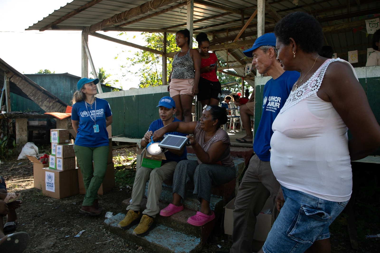Entrega de asistencia humanitaria de emergencia en la comunidad de Acadesan, Litoral del San Juan. 