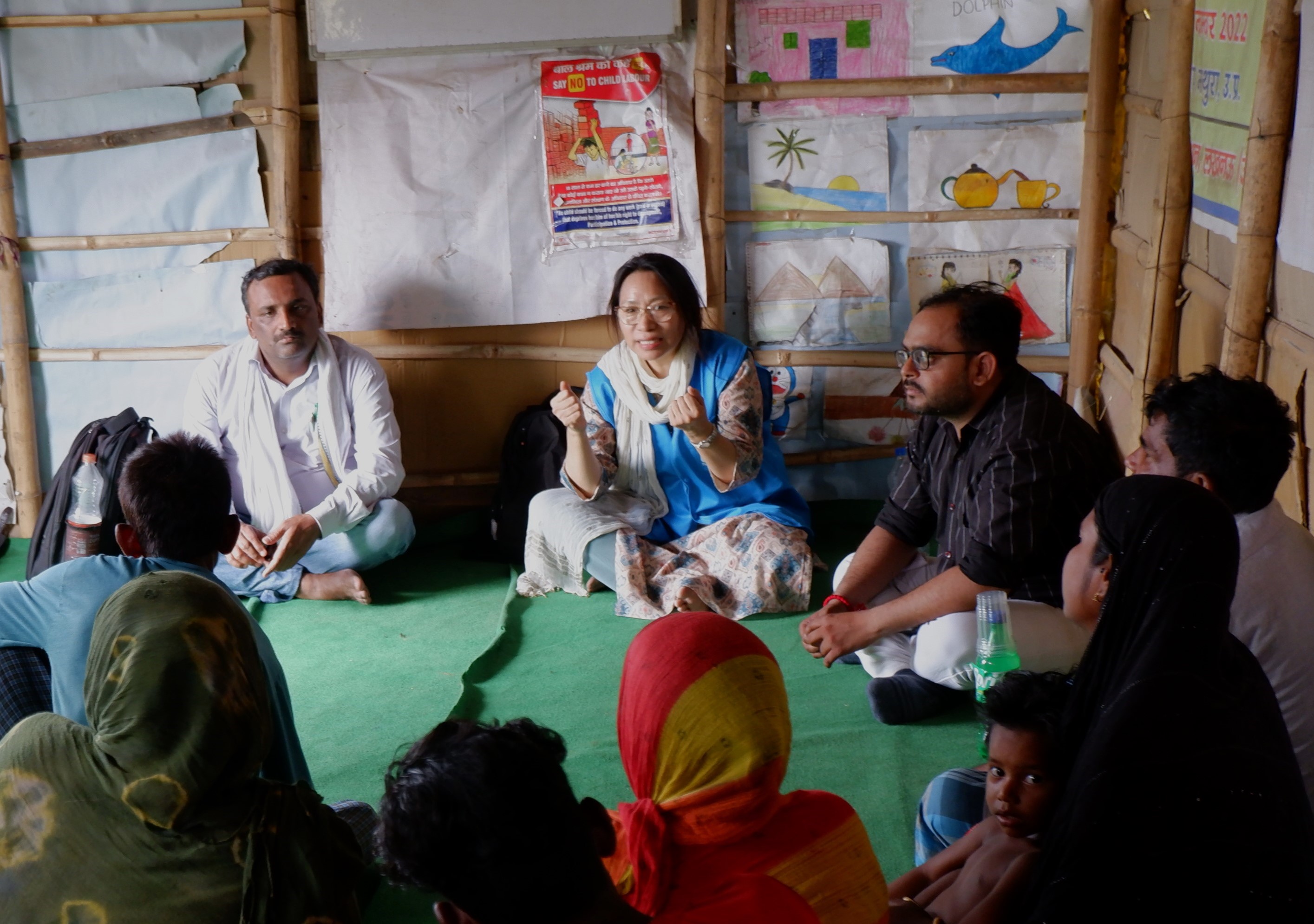 UNHCR India staff in community meetings UNHCR India staff in community meetings