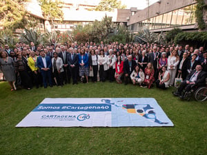 Foto grupal de los participantes.