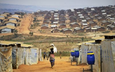 COI apresenta campanha para iluminar acampamentos de refugiados