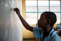 ACNUR lança amanhã relatório global sobre o acesso de refugiados à educação