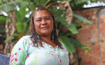 Educadora indígena venezuelana promove a inclusão de crianças Warao em Manaus