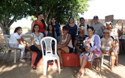 Grupo de venezuelanas se organiza para ter acesso à terra e à moradia em Roraima