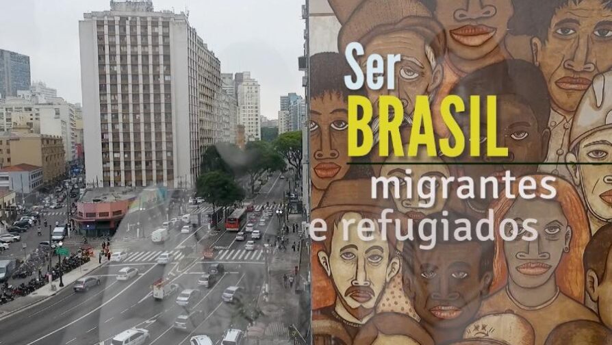 A imagem se refere a um prédio com pinturas de homens e mulheres de diferentes aparências, no qual foi inserido o título da série "Ser Brasil"