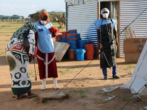 Chad. Desinfección de locales en Dougui para limitar la propagación del cólera en Dougui.