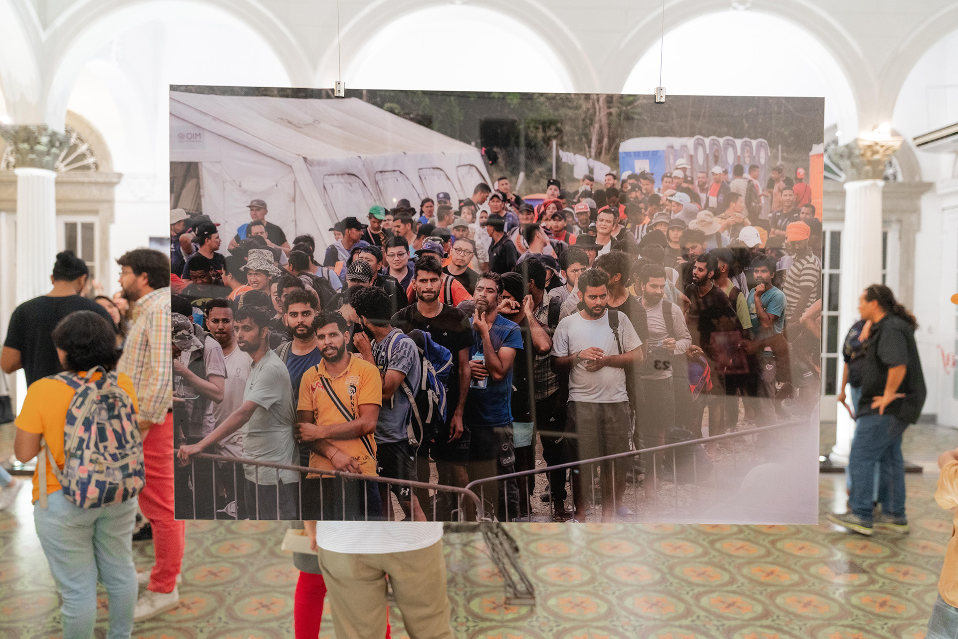 Inauguración de la exposición fotográfica &quot;Los que pasan&quot;.