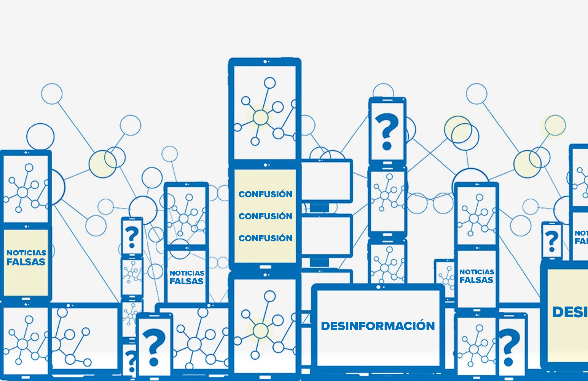 Una ilustración de tonos principalmente azul y blanco que muestra muchas pantallas de teléfonos y texto que dice “desinformación”, “noticias falsas” y &quot;confusión&quot; con signos de interrogación