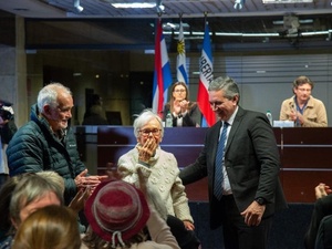 En 2023, ACNUR homenajeó a Belela Herrera en el Parlamento de Uruguay.