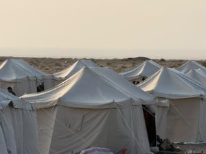 Campamento de Al Firdaws, en la gobernación de Adén (Yemen), donde se alojan familias desplazadas por el reciente recrudecimiento de los combates.