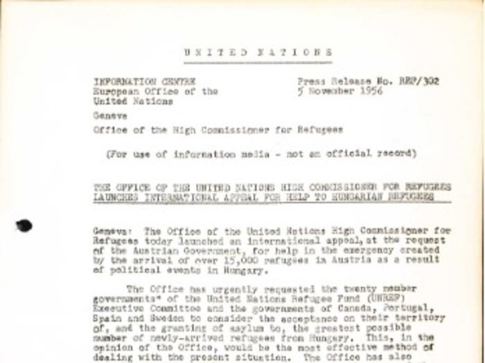 Un documento datiloescrito conn membrete de Naciones Unidas.