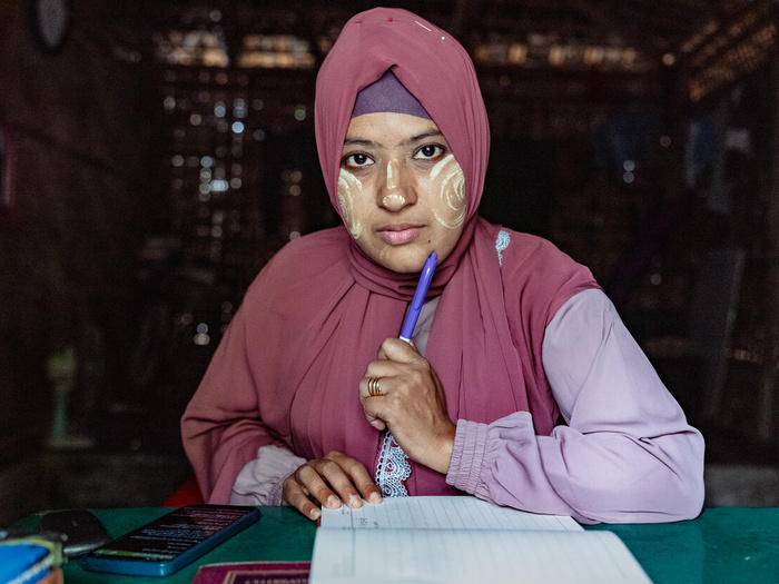 Bangladesh. Los Narradores Rohingyas, ganadores regionales para Asia y el Pacífico del Premio Nansen para los Refugiados de ACNUR 2023, iluminan a su comunidad.