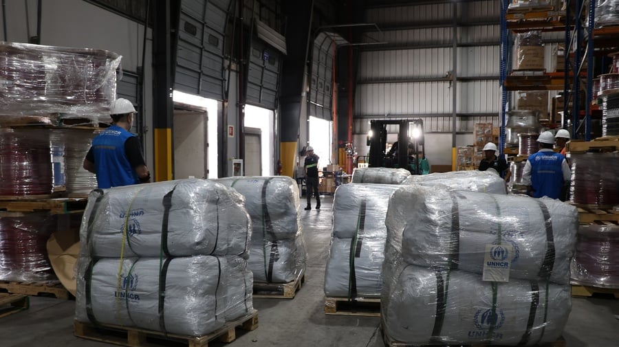 Artículos de ayuda de ACNUR listos para ser despachados desde la Ciudad de Panamá.