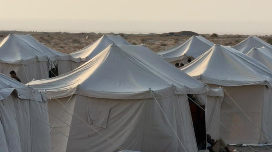 Campamento de Al Firdaws, en la gobernación de Adén (Yemen), donde se alojan familias desplazadas por el reciente recrudecimiento de los combates.
