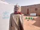 Lambda se encuentra en su comunidad en Tougouri, Burkina Faso, donde h...