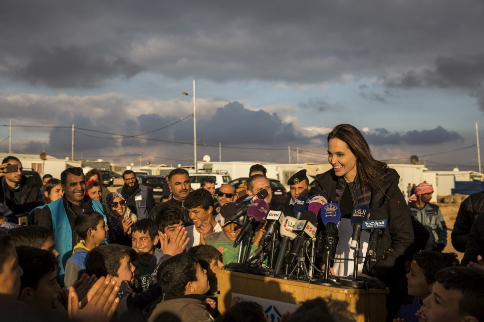 ACNUR - Angelina Jolie, Enviada Especial del ACNUR: no puede haber paz sin  derechos humanos y dignidad para el pueblo sirio