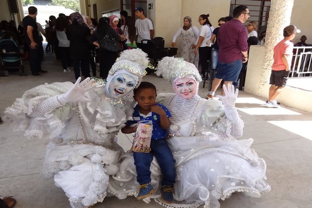 ACNUR - En San Pablo, niños refugiados pasan por revisión de salud y  obtienen materiales escolares