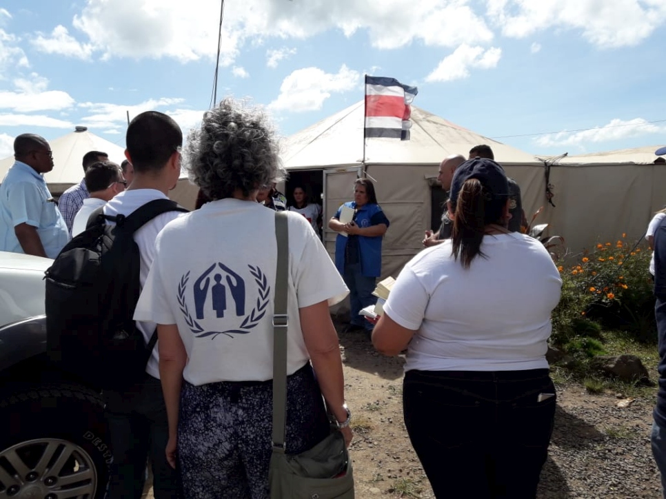 Procuradores de DDHH visitan ruta que utilizan refugiados y migrantes hacia Costa Rica y Panamá.