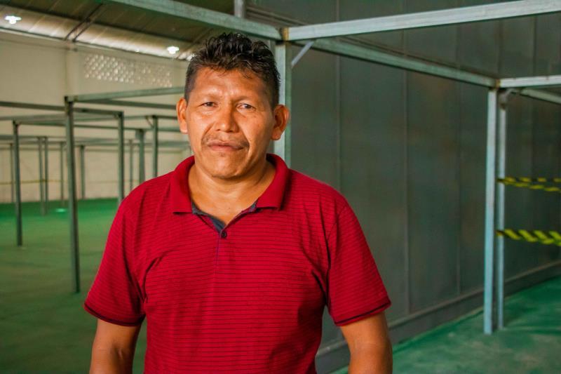 Orlando Martínez, nacido en Venezuela, huyó a Brasil con su familia indígenas warao. Durante la pandemia de coronavirus han luchado por mantenerse a salvo. 
