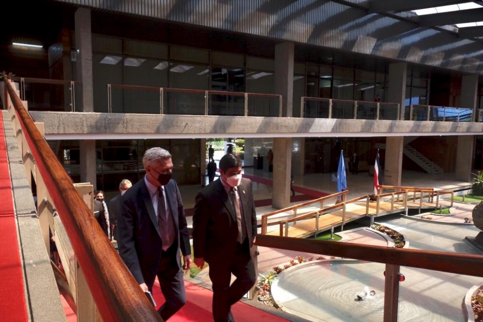 Presidente de Costa Rica, Sr. Carlos Alvarado, recibe en casa presidencial al Alto Comisionado de la Naciones Unidas para los Refugiados, Sr. Filippo Grandi.