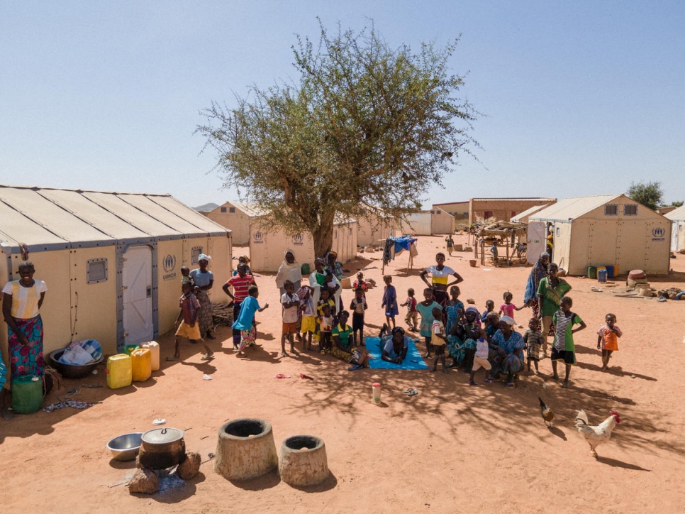 Desplazados internos en el norte de Burkina Faso en noviembre de 2020.