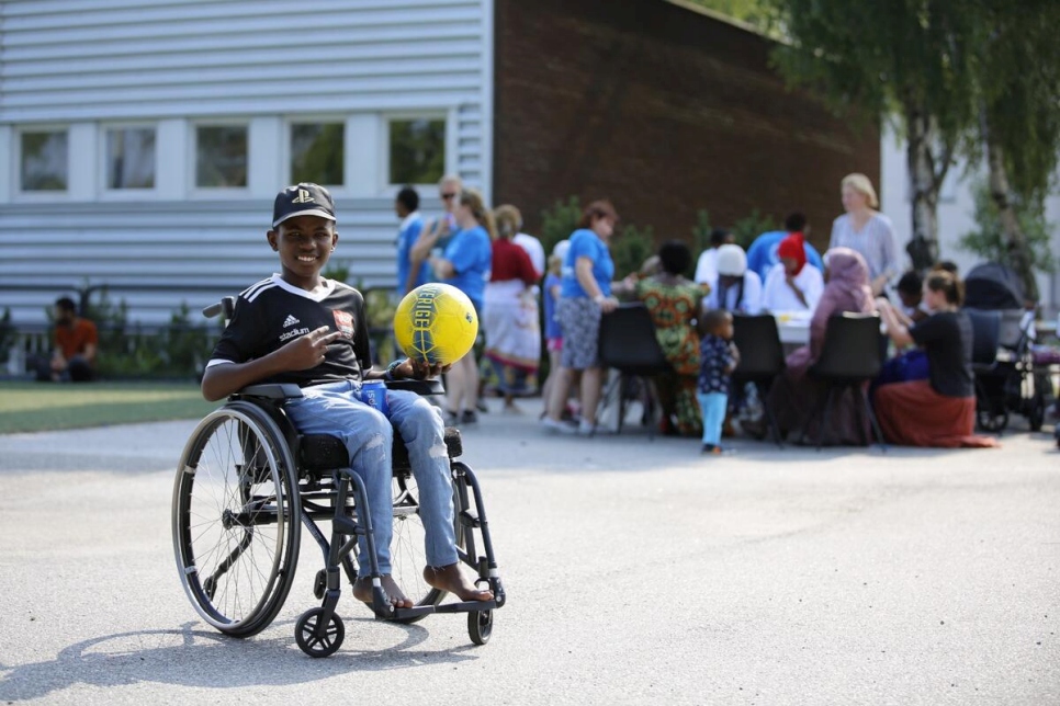 ACNUR Países Nórdicos y Bálticos coorganizó un evento del Día Mundial del Refugiado con jóvenes refugiados del centro de recepción de Täby en Estocolmo, Suecia. 