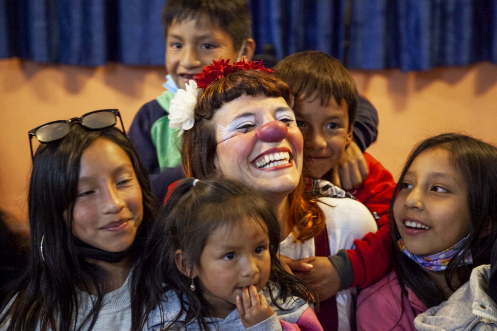 Payasos sin Fronteras y ACNUR se fueron de gira por Ecuador para brindar alegría a niños y niñas refugiados y de la comunidad de acogida.