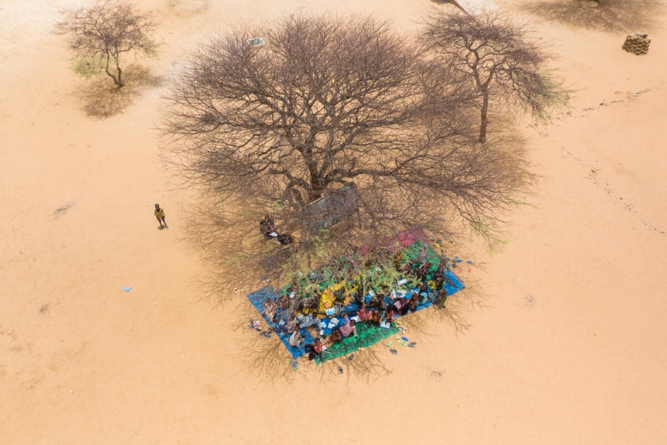 Chad. La escuela del campamento de Kouchaguine-Moura sigue saturada a pesar de las nuevas aulas