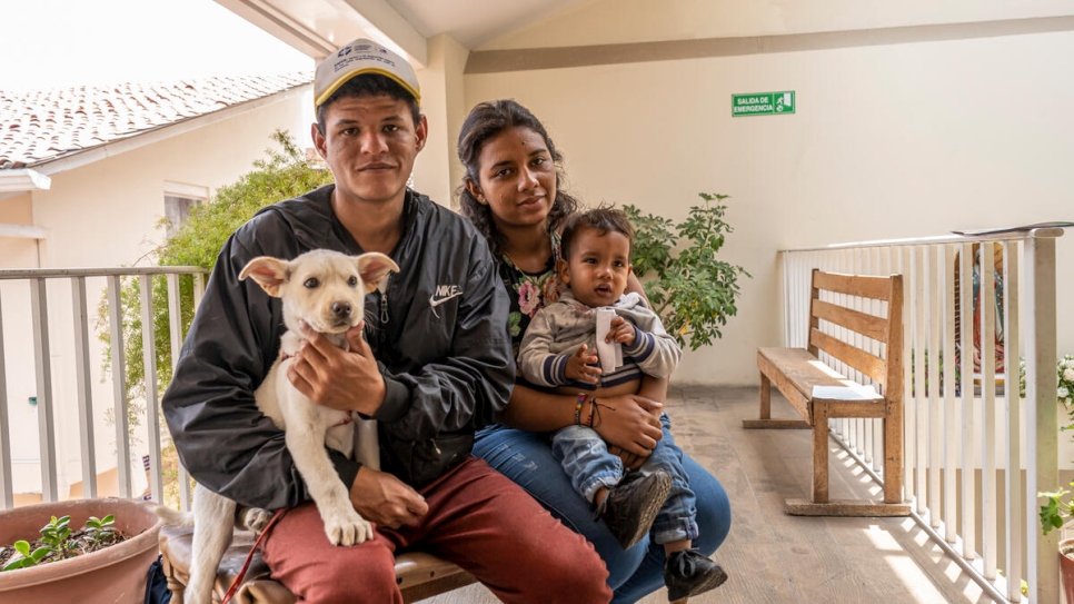 Esta familia venezolana caminó durante un mes para llegar a Ecuador. Ahora se encuentran en un albergue que funciona con el apoyo de ACNUR, en Cuenca.