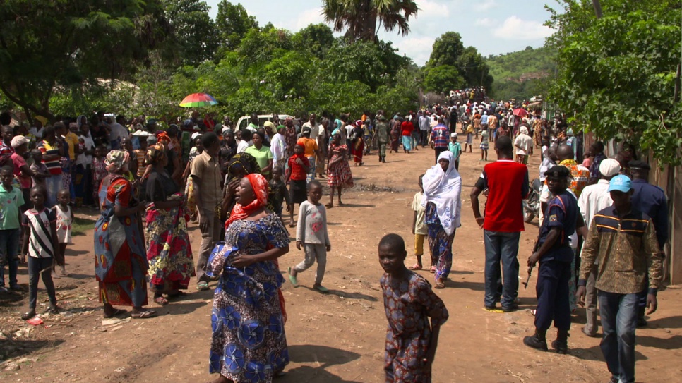 El pequeño pueblo de Zongo, en la República Democrática del Congo, donde casi 10.000 refugiados han buscado albergue.