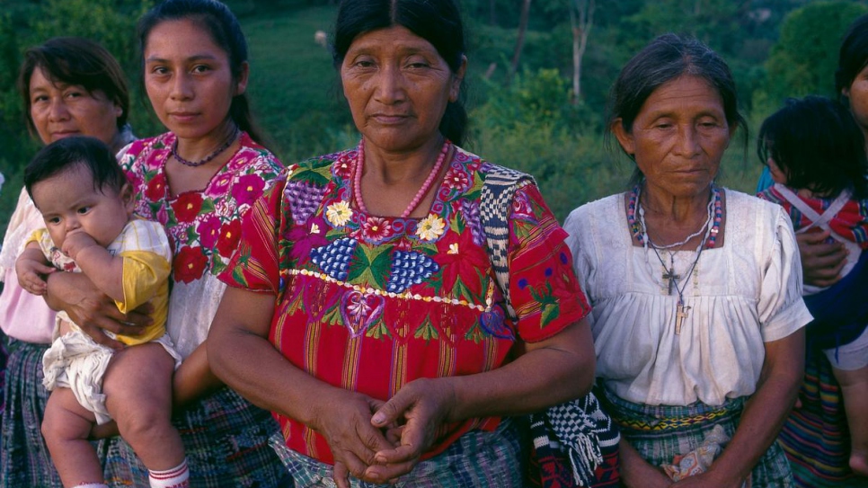 Mujeres retornadas en Guatemala, 1994.