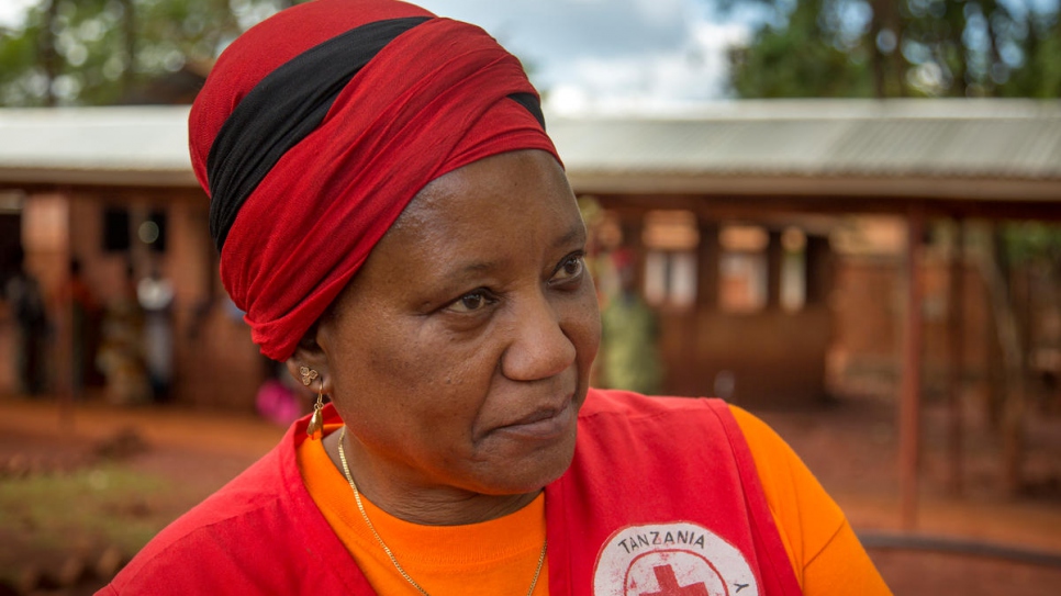 La Dra. Florence de la Sociedad de la Cruz Roja de Tanzania.