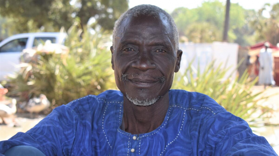 Vahindi Martin Assinga huyó de la violencia de su ciudad natal, Kidam, al norte de Camerún, donde trabajaba como guardia forestal.