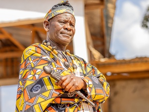 Martin Azia Sodea, Jefe de la aldea de Gado-Badzéré.