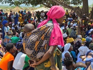 Mozambique. Cerca de 100.000 personas han sido desplazadas en las últimas semanas a medida que la violencia se extiende por el norte de Mozambique.